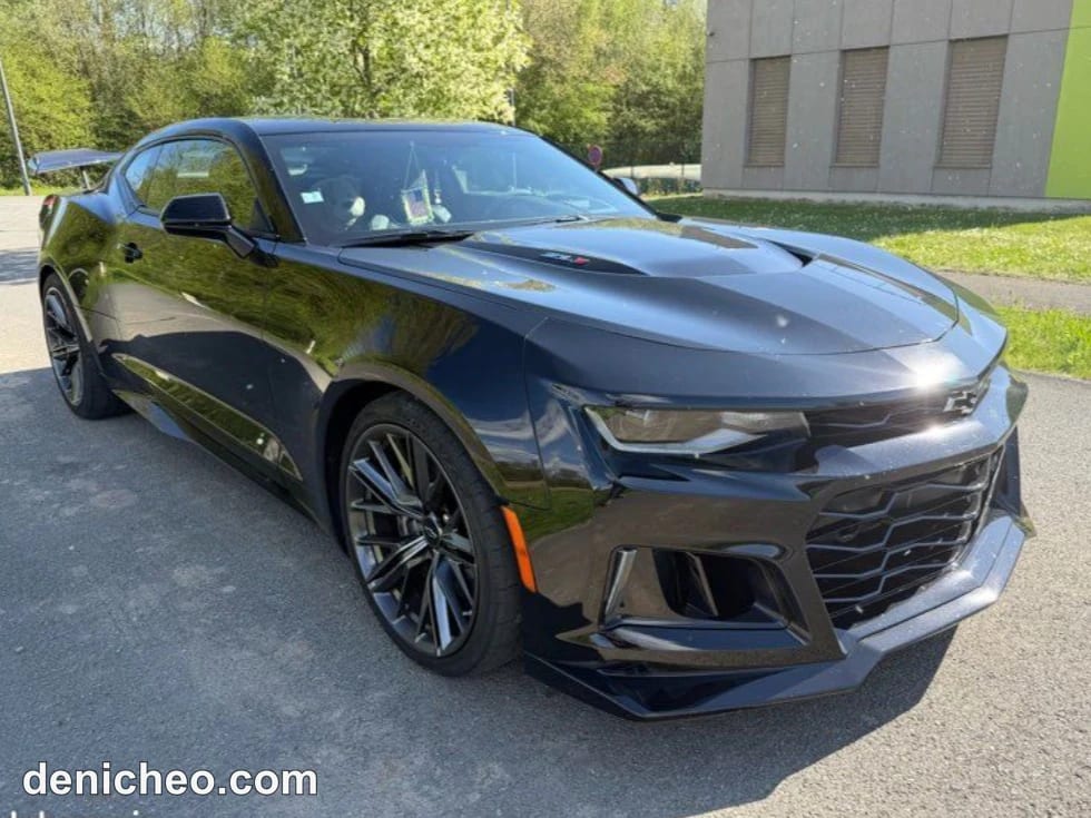 Chevrolet Camaro · photo 1